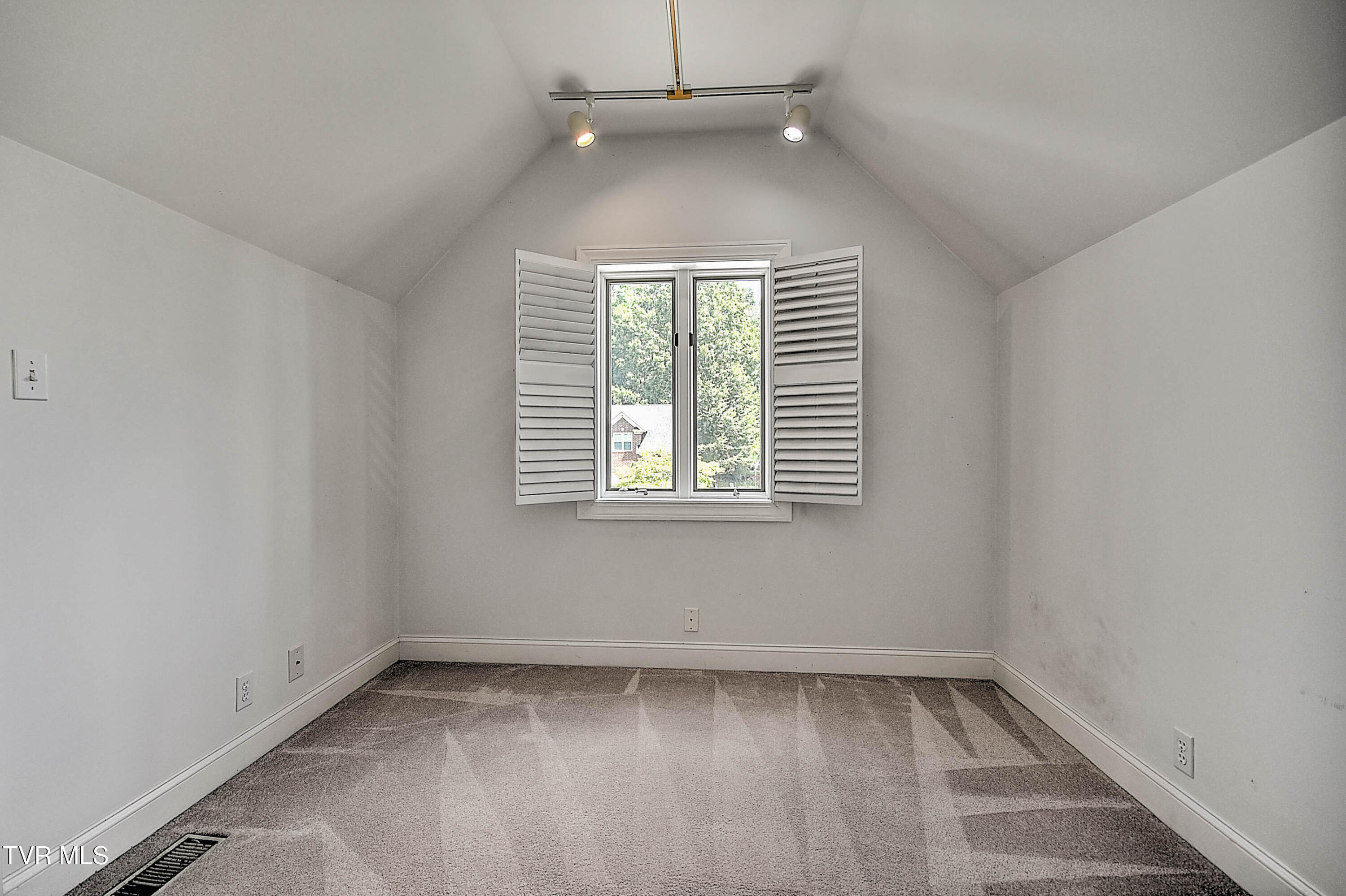 208 Park Ridge Court Kingsport, TN 37664 - Photo 64 of 108 208 Park Ridge ES-59