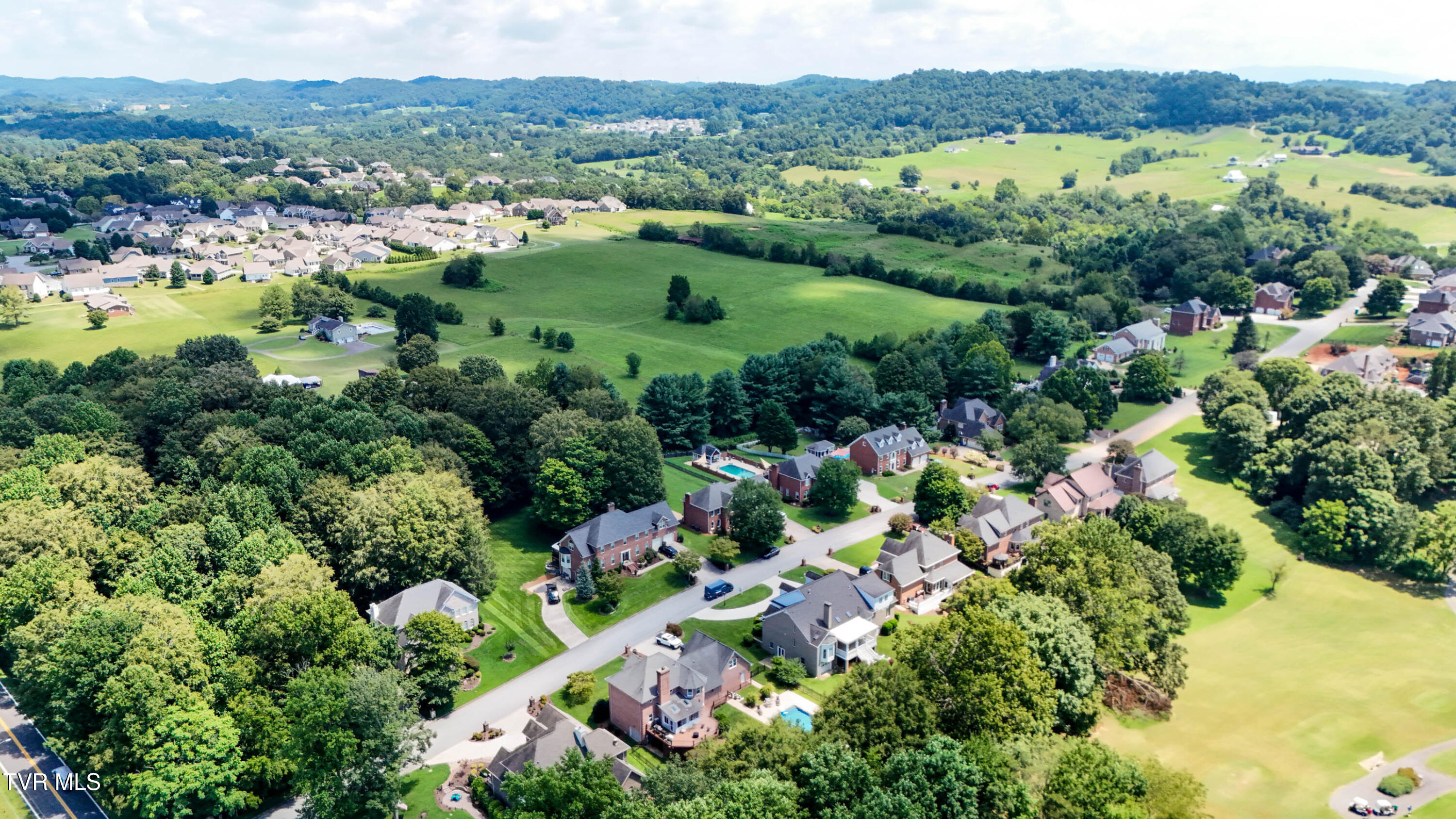 208 Park Ridge Court Kingsport, TN 37664 - Photo 100 of 108 208 Park Ridge Drone SCISSOM-6