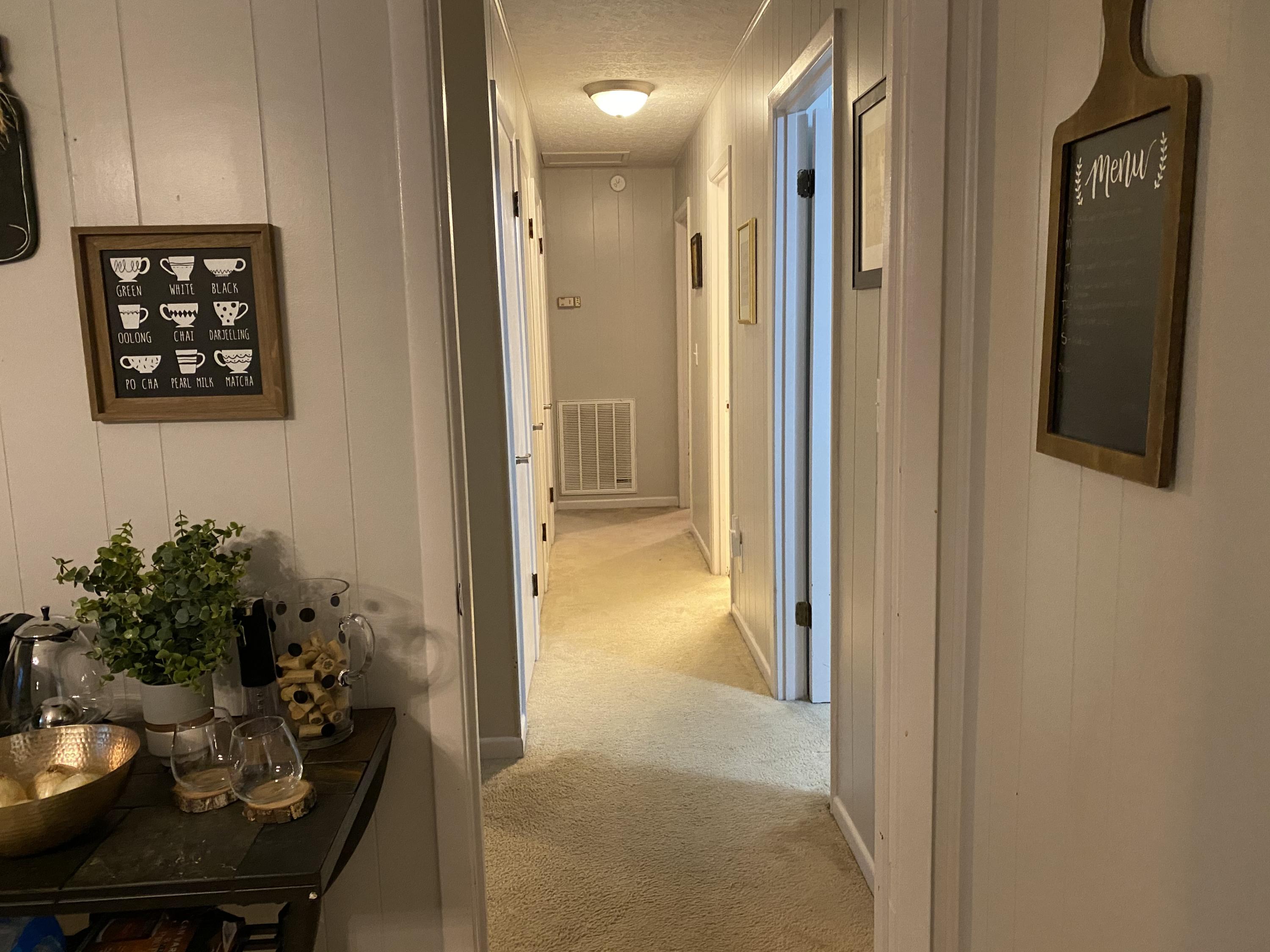 6515 Wilderness Road Ewing, VA 24248 - Photo 13 of 21 hallway
