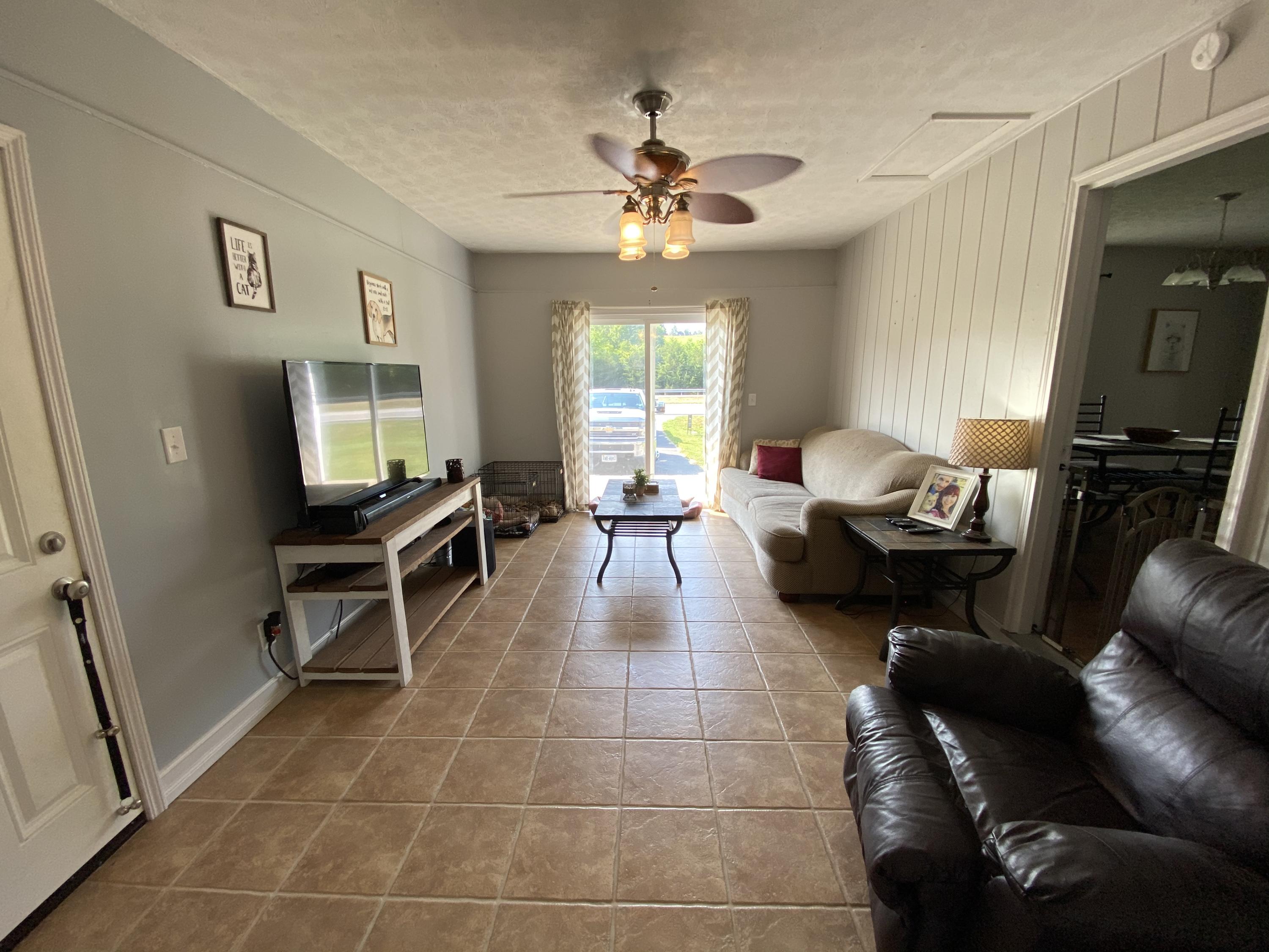 6515 Wilderness Road Ewing, VA 24248 - Photo 4 of 21 8A38891B-4924-4054-BE3E-F5E998EEAA43