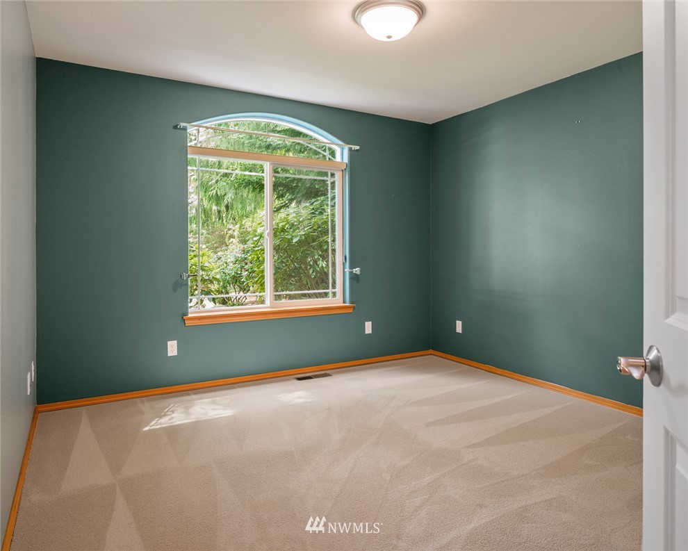 50 East Hofaker Road Allyn, WA 98524 - Photo 17 of 25 Gallery Image 17