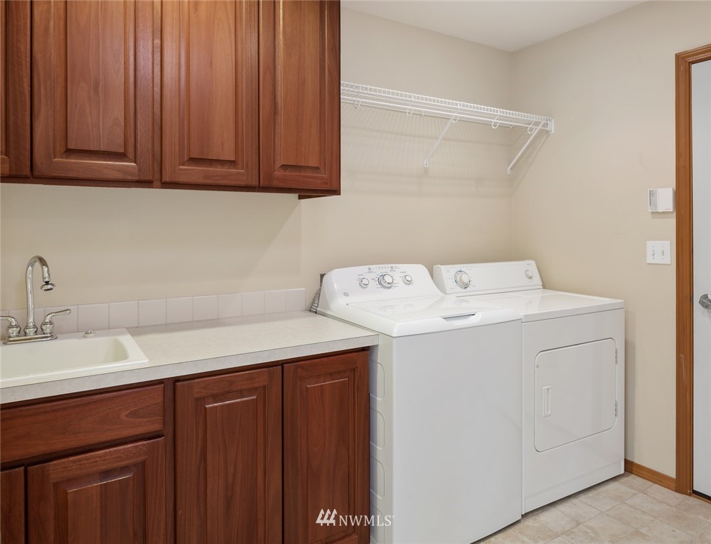 50 East Hofaker Road Allyn, WA 98524 - Photo 21 of 25 Gallery Image 21
