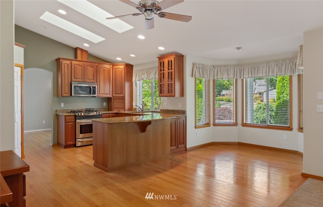 50 East Hofaker Road Allyn, WA 98524 - Photo 7 of 25 Gallery Image 7