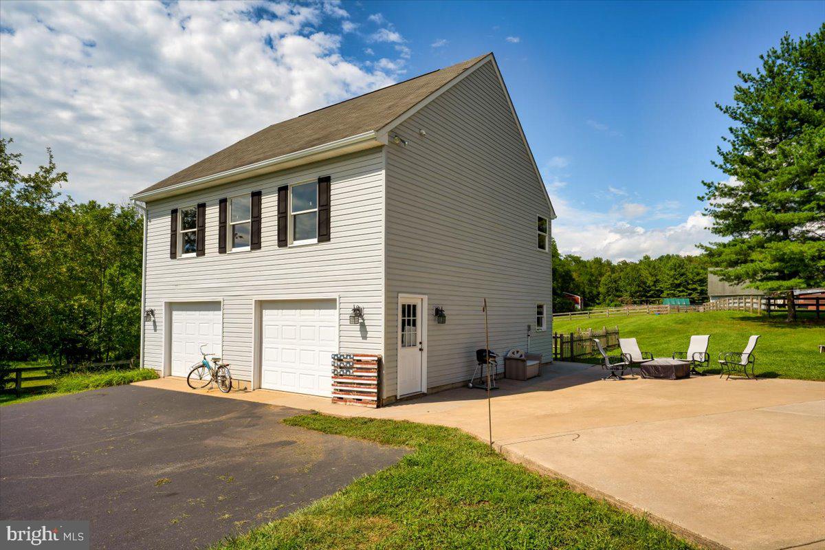 3360 Kump Station Road Taneytown, MD 21787 - Photo 7 of 93 Gallery Image 7