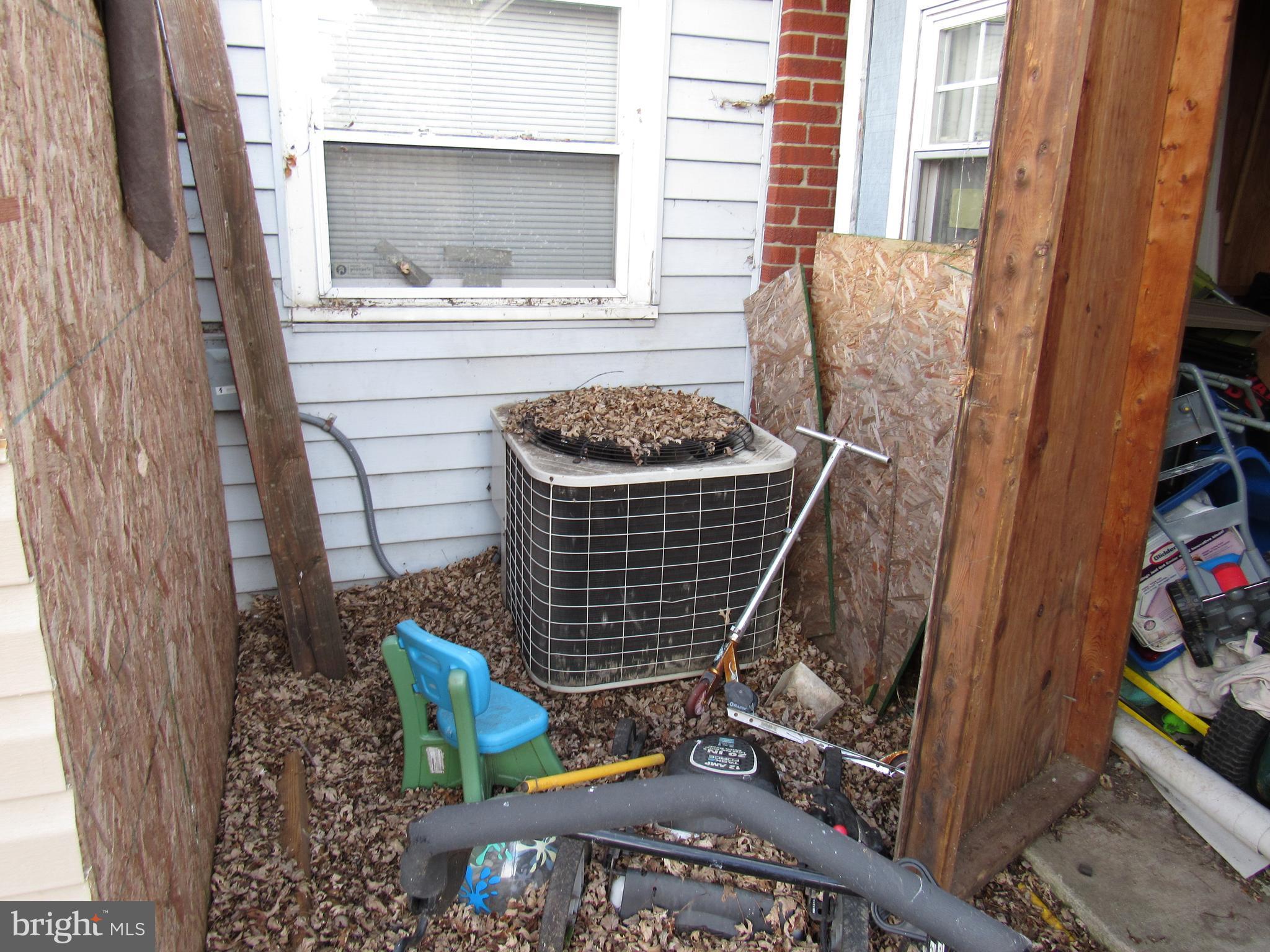 2001 Kelmore Road Baltimore, MD 21222 - Photo 17 of 21 Exterior (General)