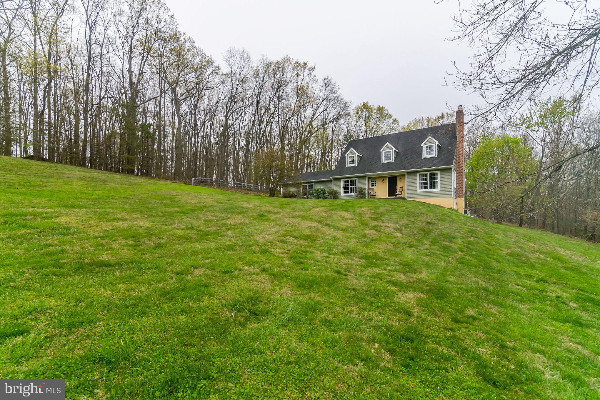 1819 Falls Road Parkton, MD 21120 - Photo 2 of 32 Gallery Image 2