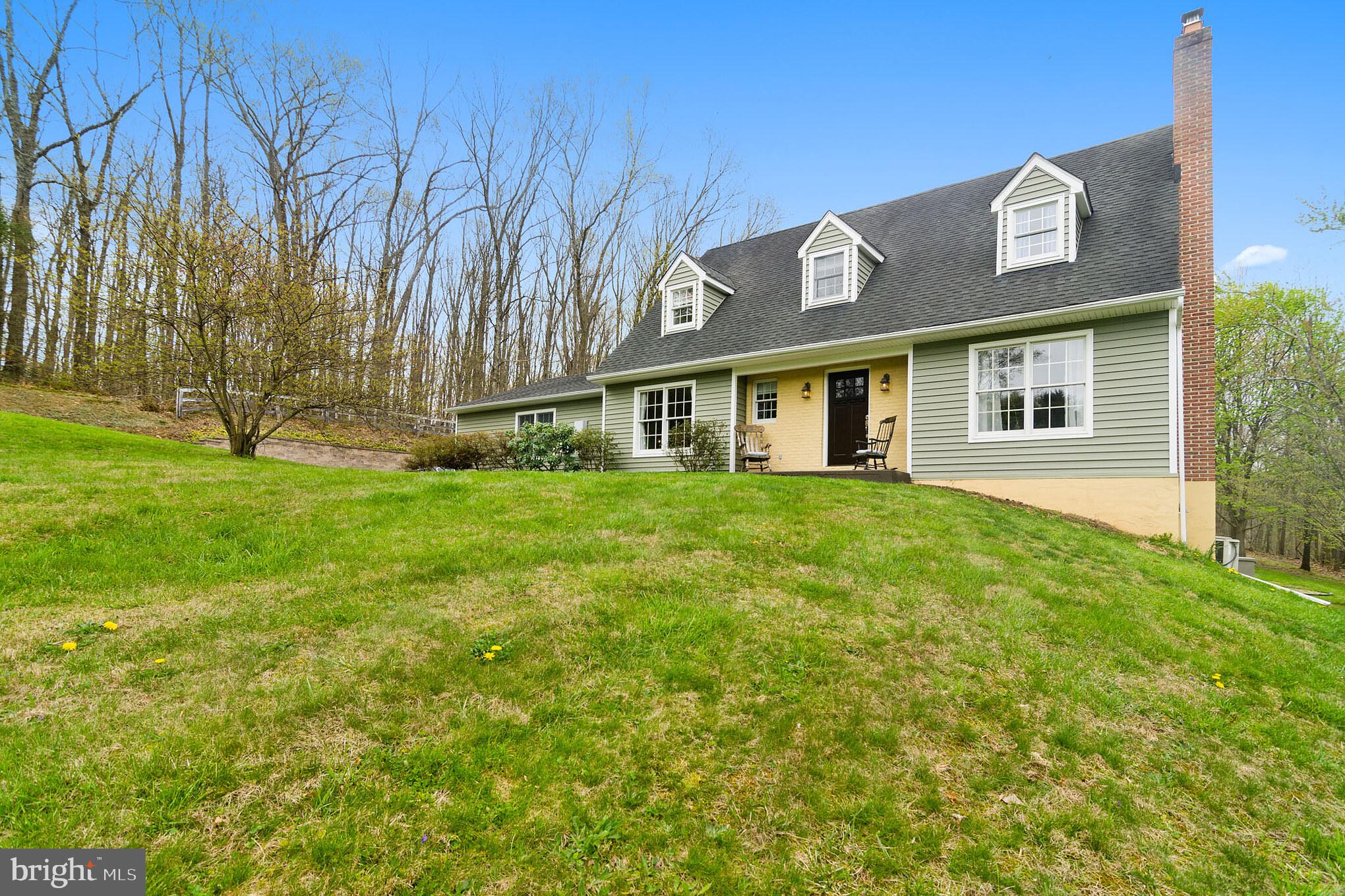 1819 Falls Road Parkton, MD 21120 - Photo 3 of 32 Gallery Image 3
