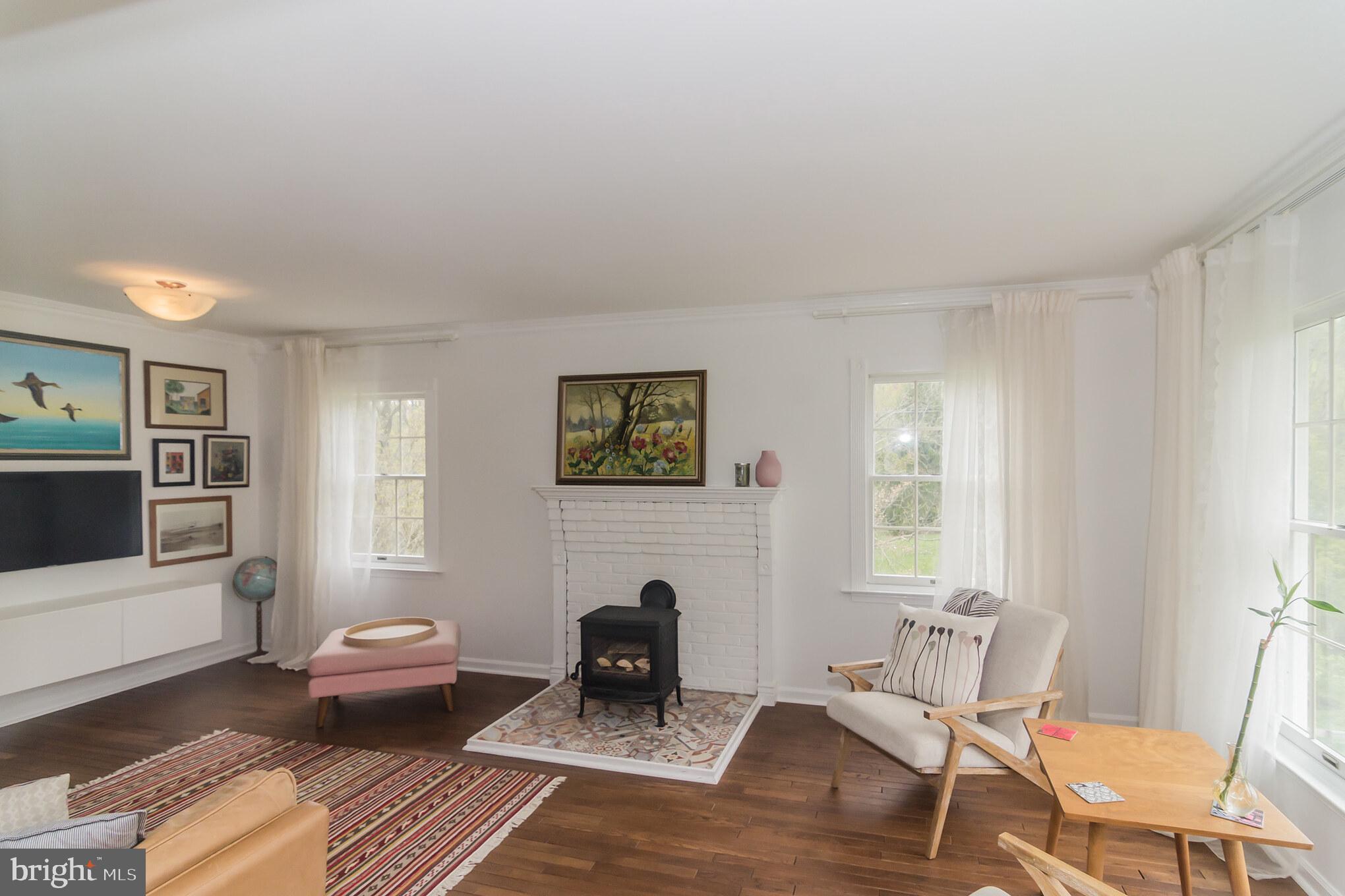 1819 Falls Road Parkton, MD 21120 - Photo 9 of 32 Gallery Image 9