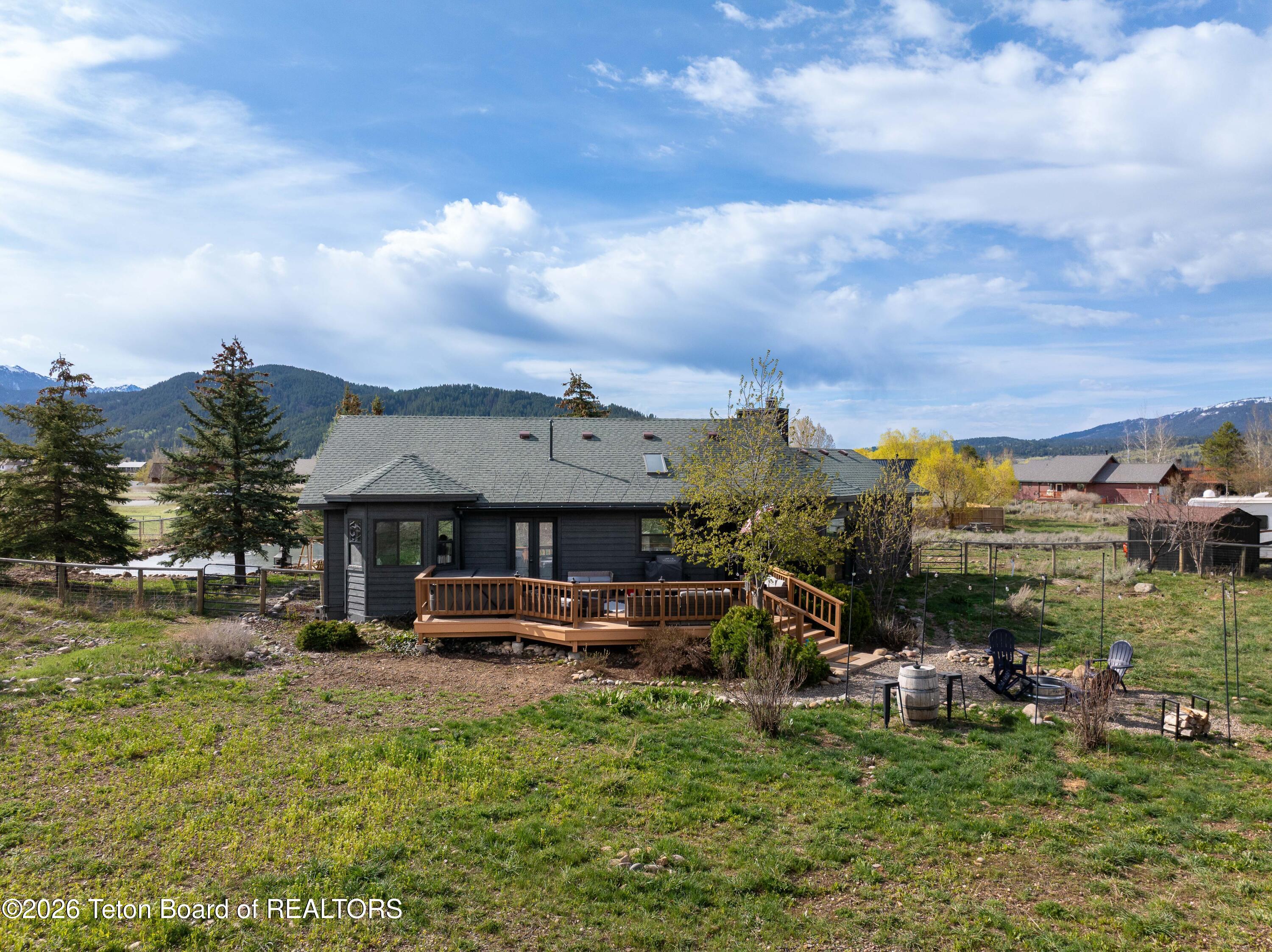 60 Buckrail Lane Alpine, WY 83128 - Photo 36 of 74 60 Buckrail Ln_0041_D
