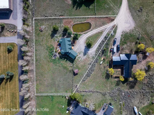 $899,000 | 60 Buckrail Lane, Alpine, WY 83128