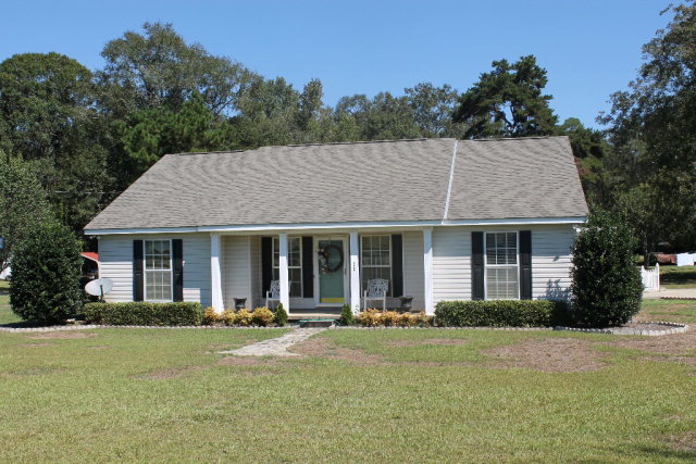3231 Fletcher Smith Road Cottonwood, AL 36320 - Photo 1 of 1 Main View