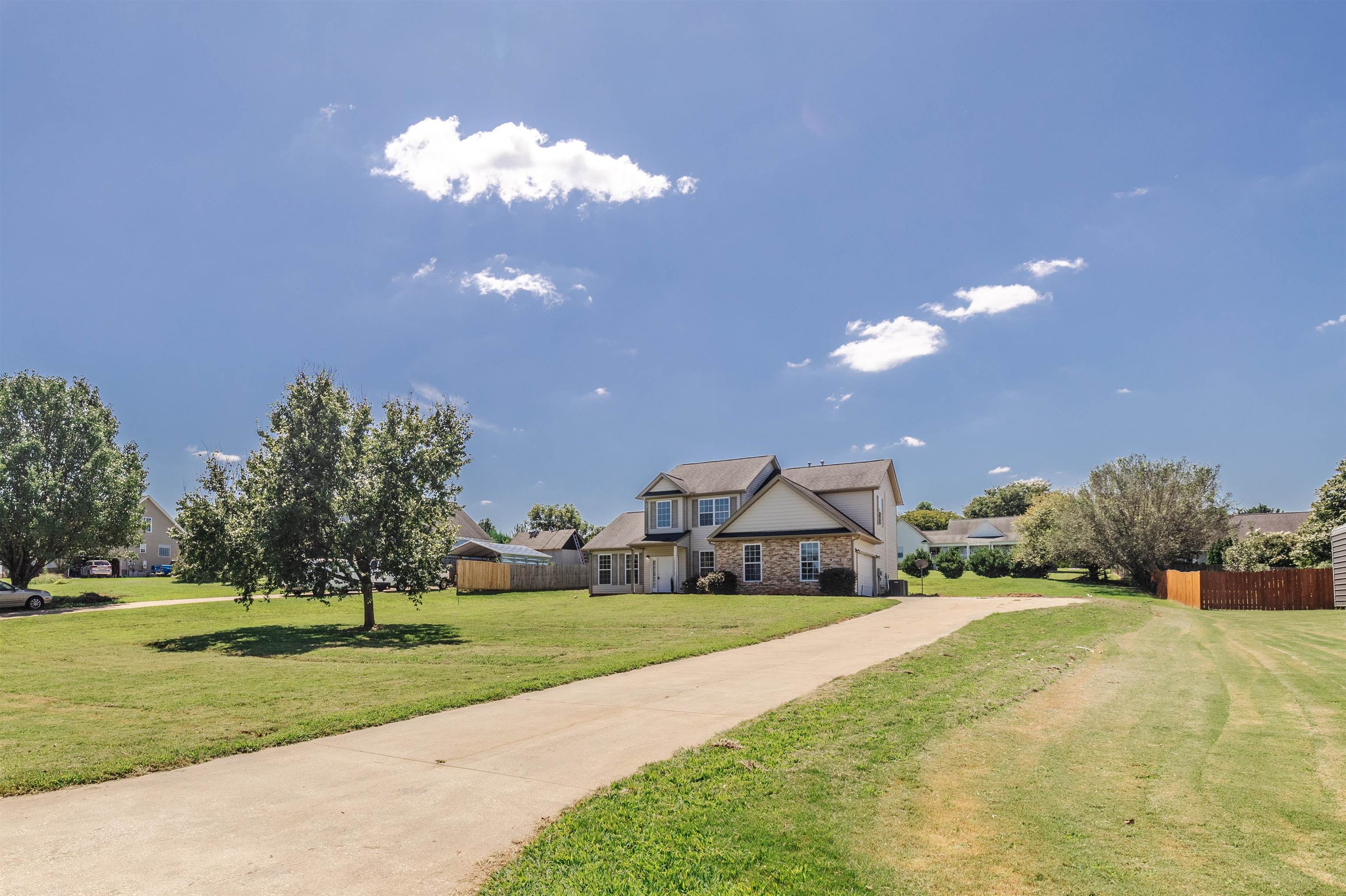 246 Abners Trail Road Greer, SC 29651 - Photo 3 of 14