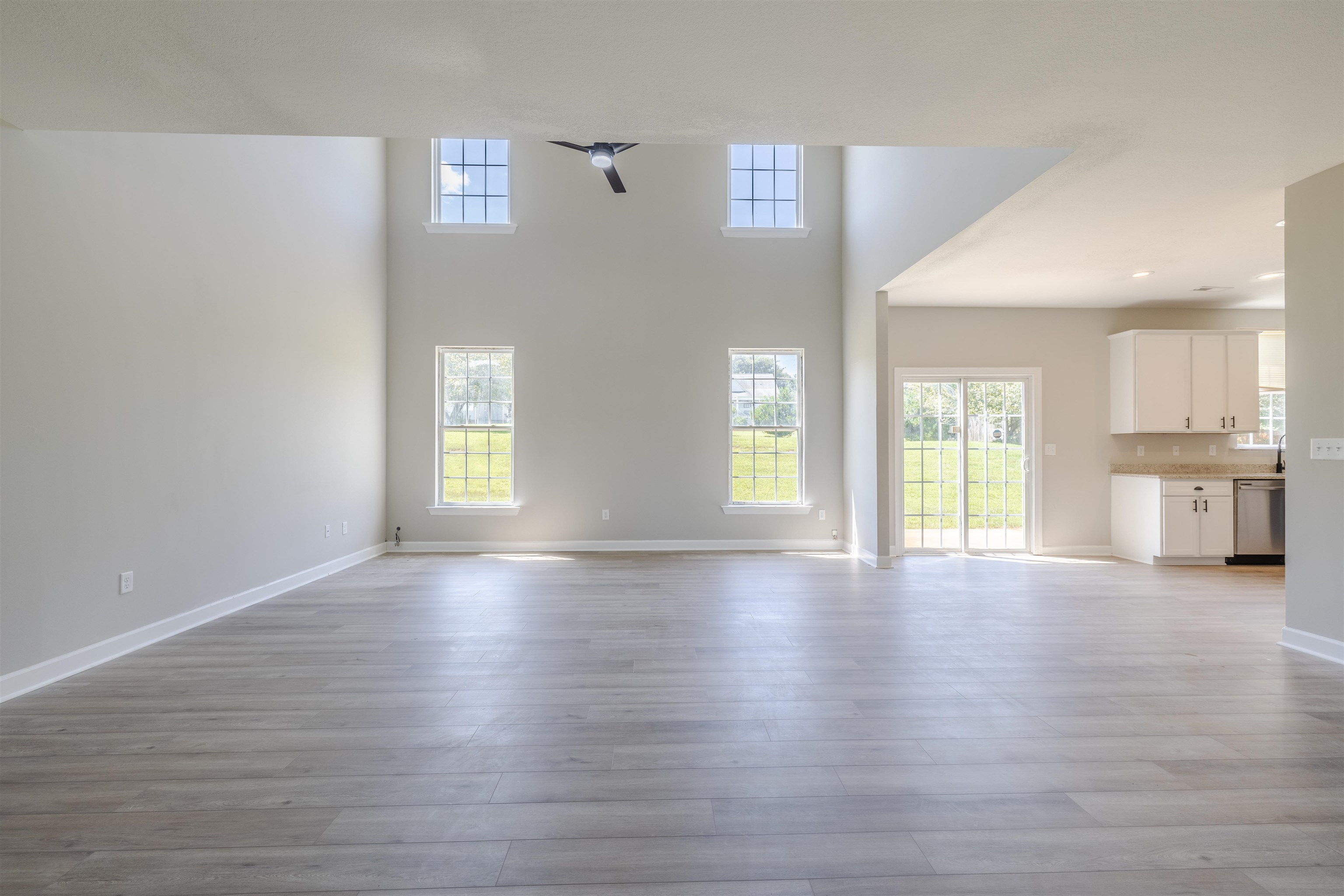 246 Abners Trail Road Greer, SC 29651 - Photo 7 of 14