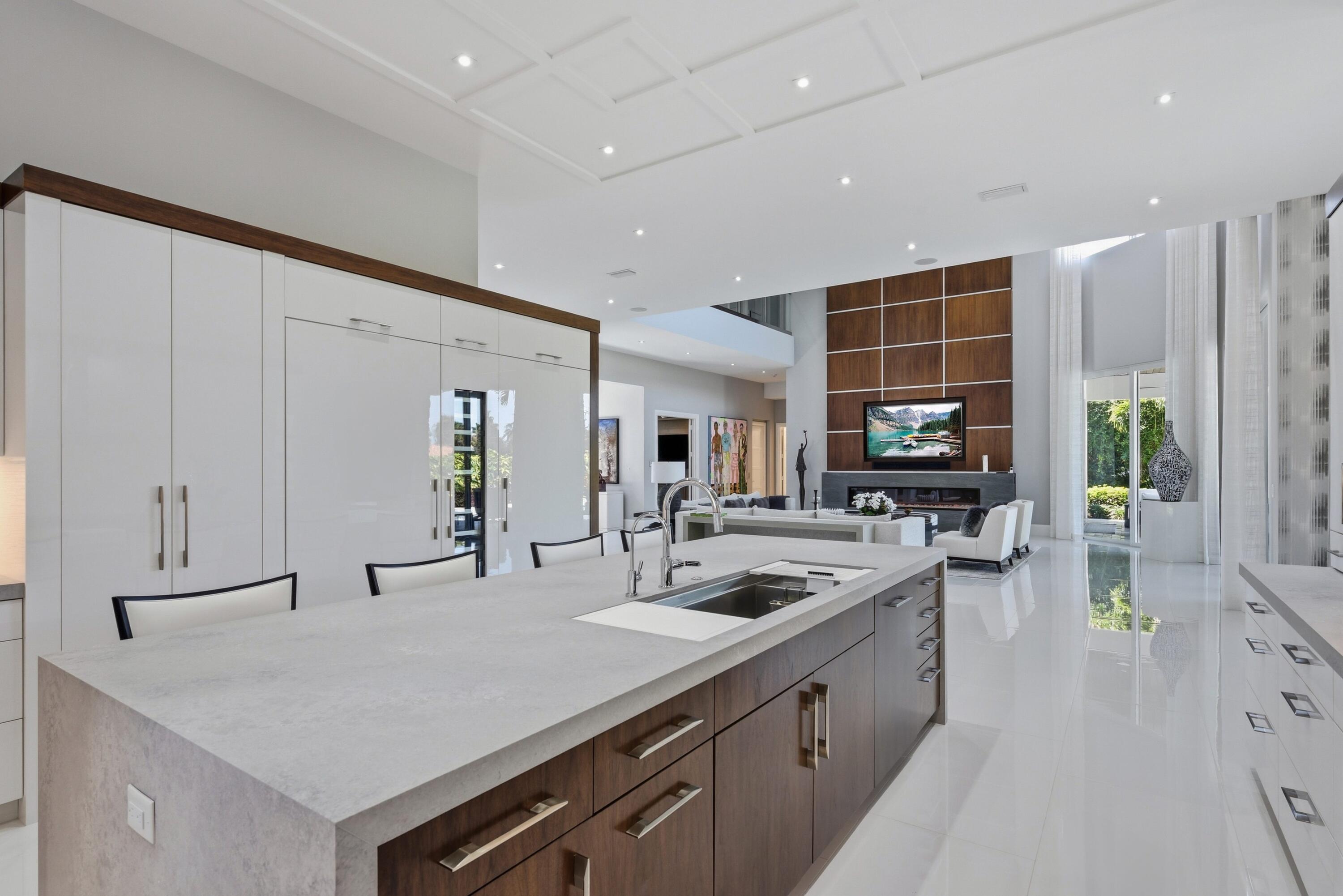 17661 Scarsdale Way Boca Raton, FL 33496 - Photo 14 of 121 kitchen