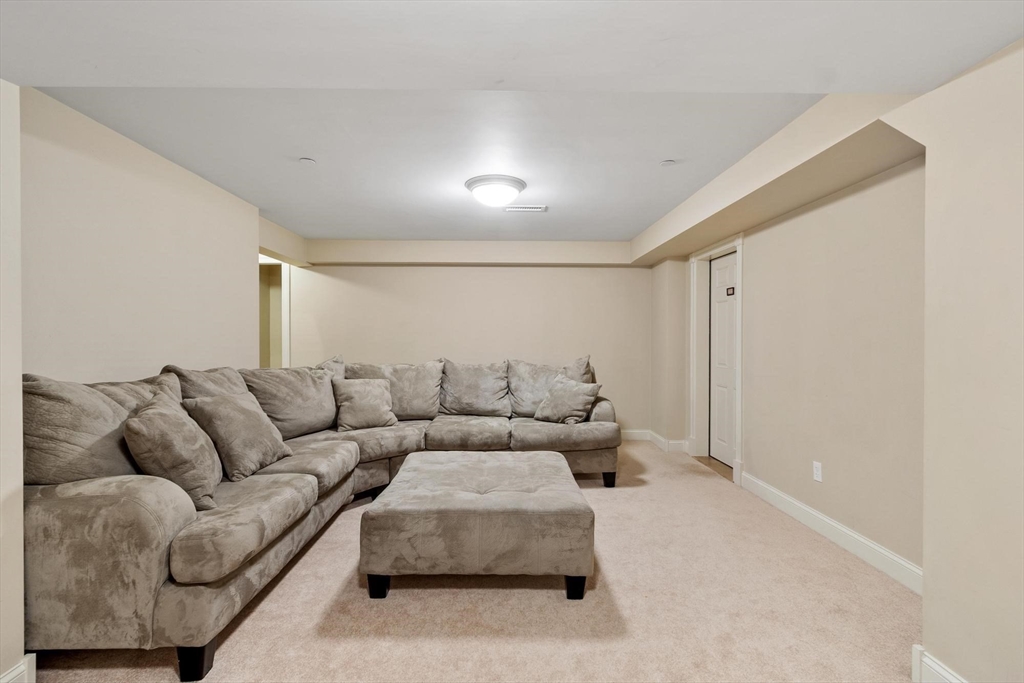 58 Pheasant Brook Road North Andover, MA 01845 - Photo 28 of 42