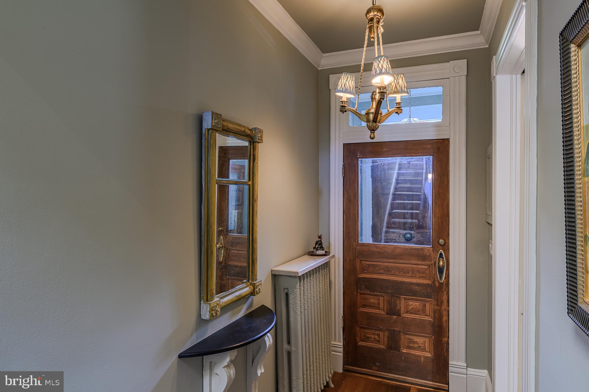 424 4th Street Northeast Washington, DC 20002 - Photo 2 of 44 Entryway