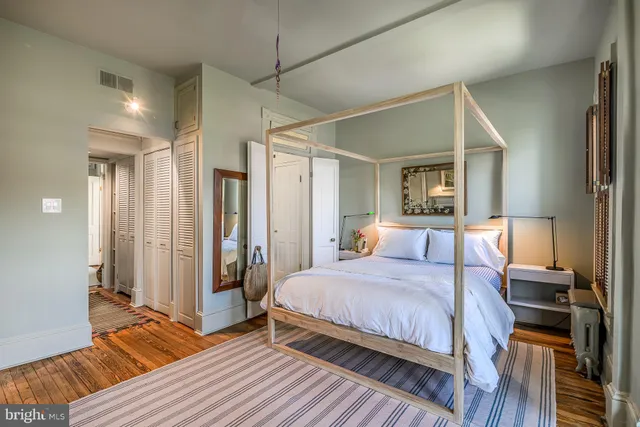 $1,595,000 | 424 4th Street Northeast, Washington, DC 20002