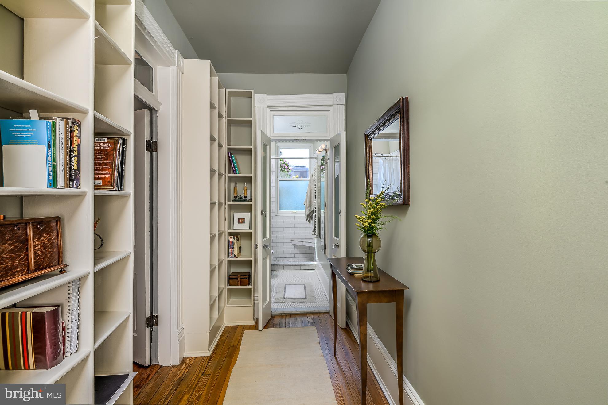 424 4th Street Northeast Washington, DC 20002 - Photo 30 of 44 2nd floor hall with built ins