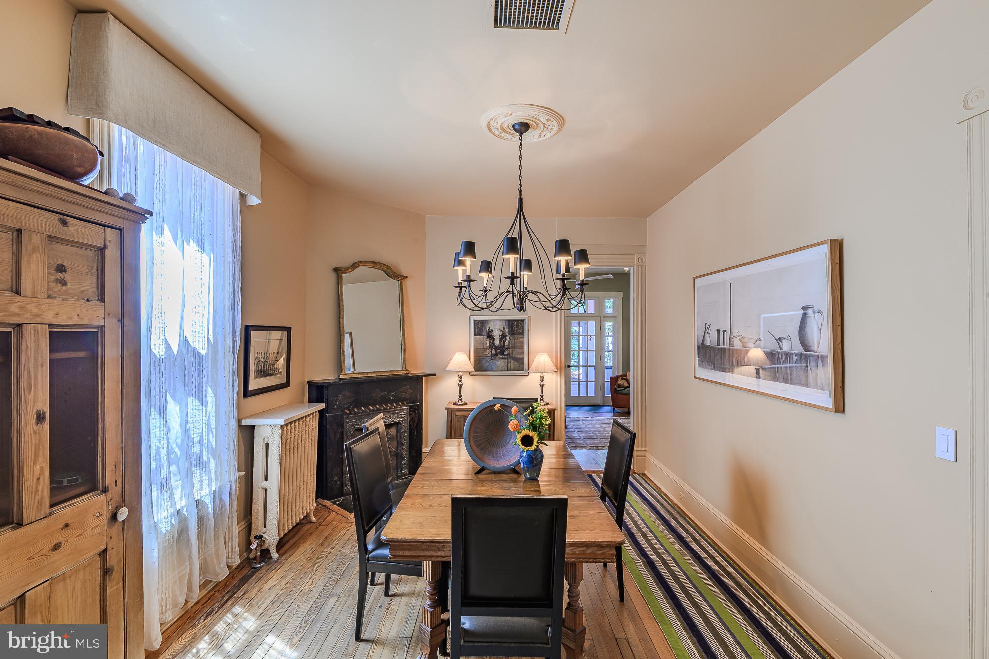 424 4th Street Northeast Washington, DC 20002 - Photo 7 of 44 Dining Room with southern facing windows