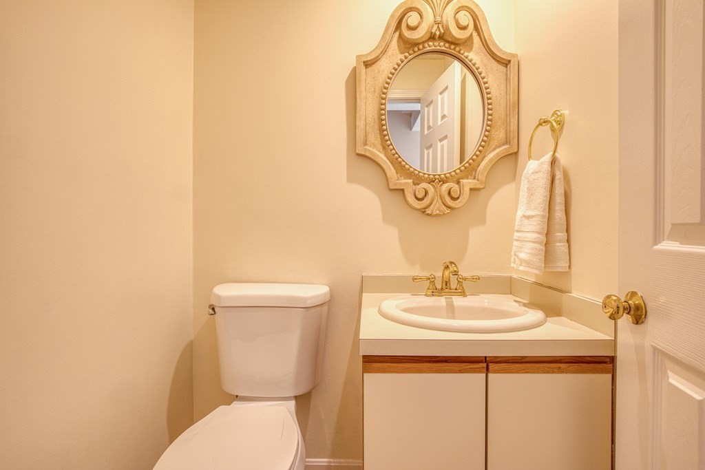 59 Abington Road, Unit 59 Danvers, MA 01923 - Photo 14 of 29 Gallery Image 14
