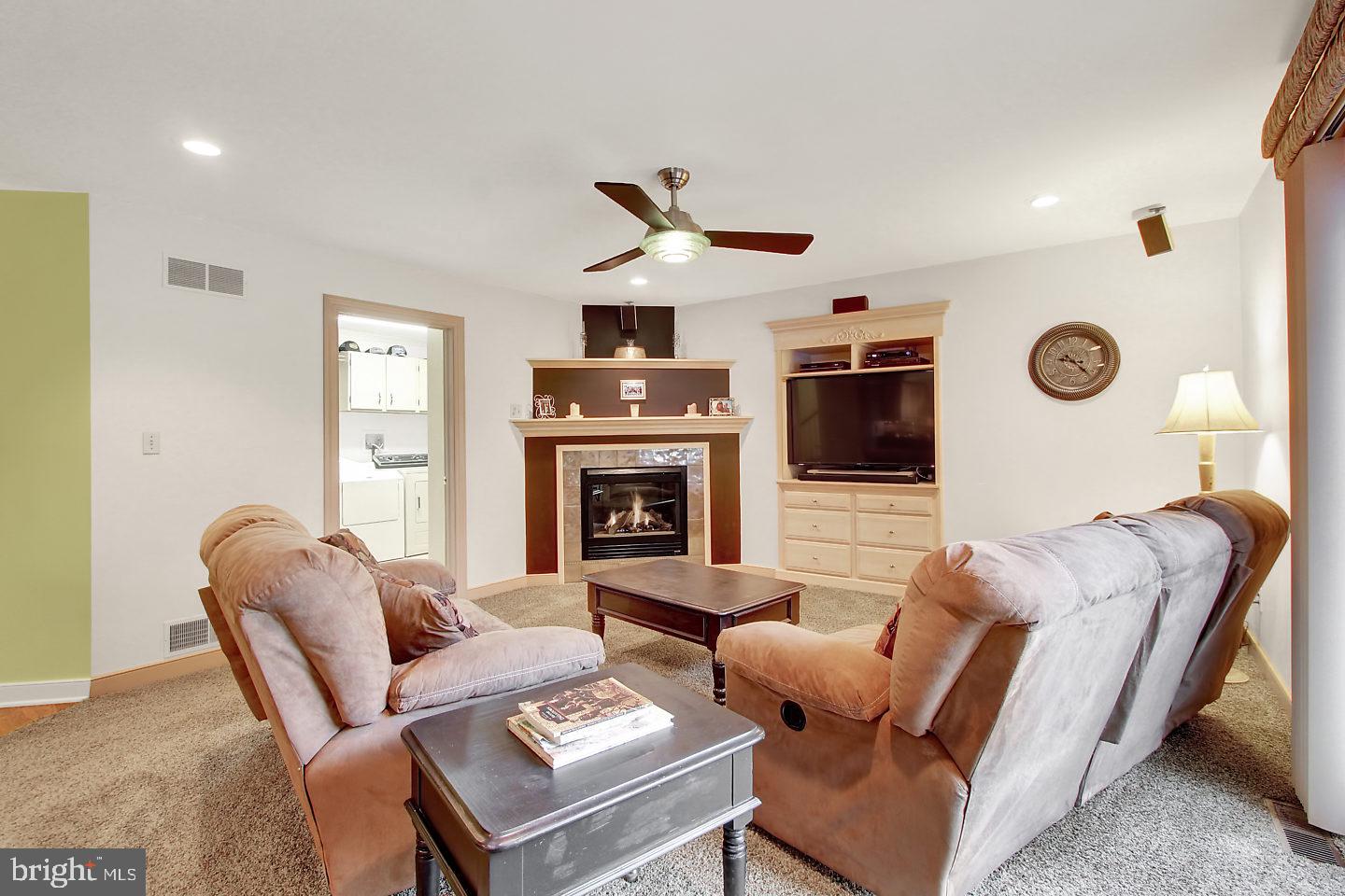 1036 Greenbriar Road York, PA 17404 - Photo 11 of 28 Gallery Image 11