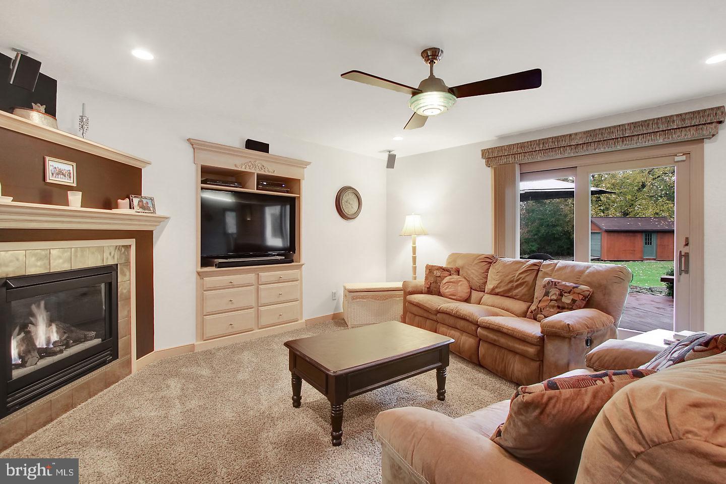 1036 Greenbriar Road York, PA 17404 - Photo 12 of 28 Gallery Image 12