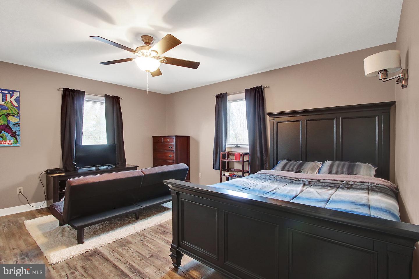 1036 Greenbriar Road York, PA 17404 - Photo 18 of 28 Gallery Image 18