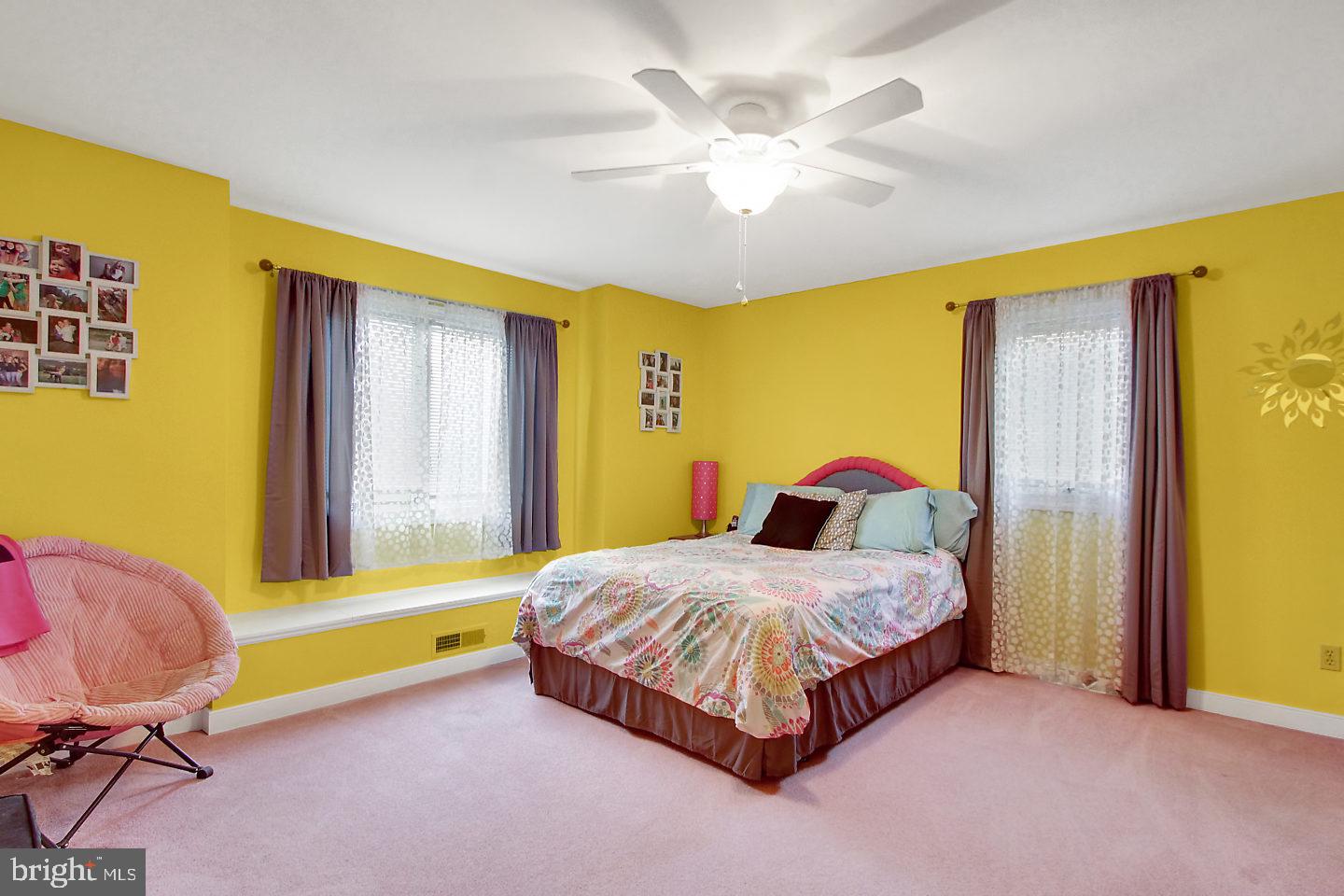 1036 Greenbriar Road York, PA 17404 - Photo 20 of 28 Gallery Image 20