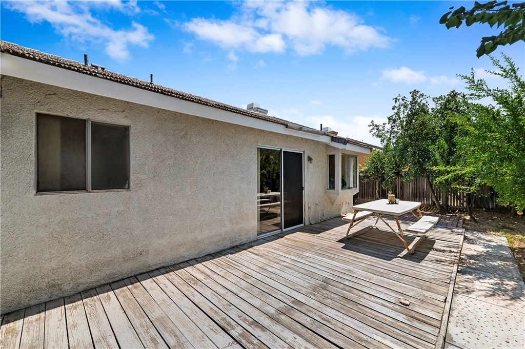 1383 Marymount Street Riverside, CA 92501 - Photo 22 of 23
