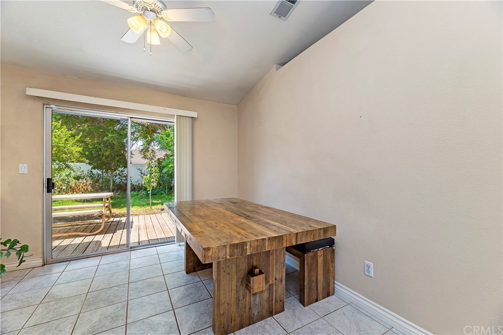 1383 Marymount Street Riverside, CA 92501 - Photo 8 of 23