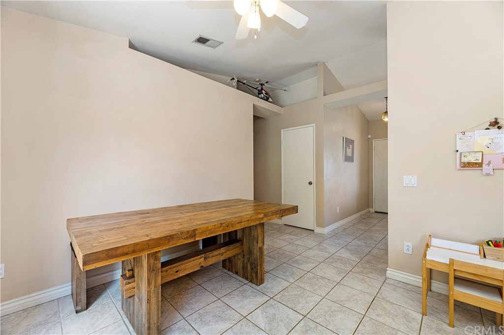 1383 Marymount Street Riverside, CA 92501 - Photo 9 of 23