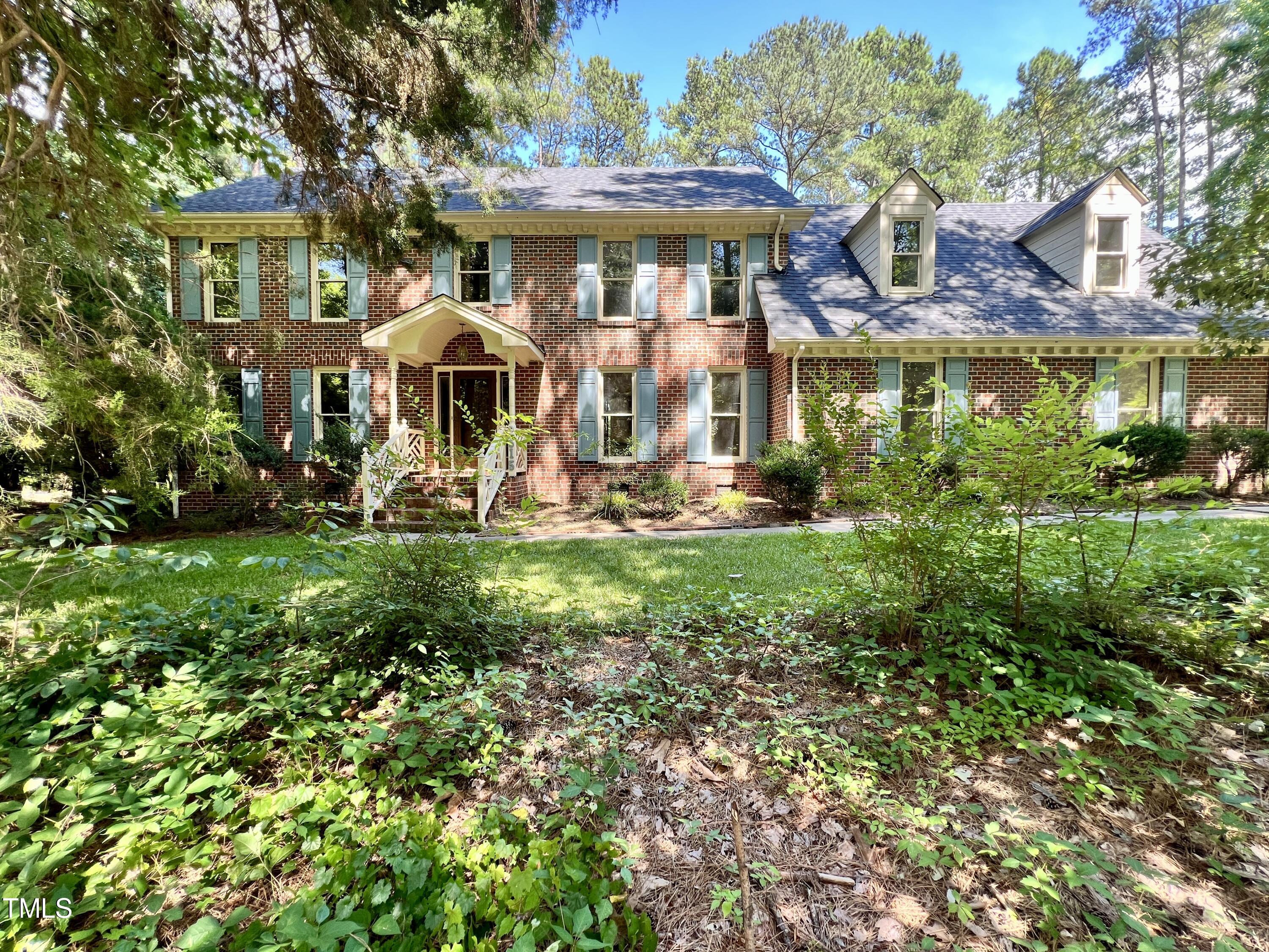 2515 Holiday Drive Raleigh, NC 27610 - Photo 3 of 46 IMG_5067