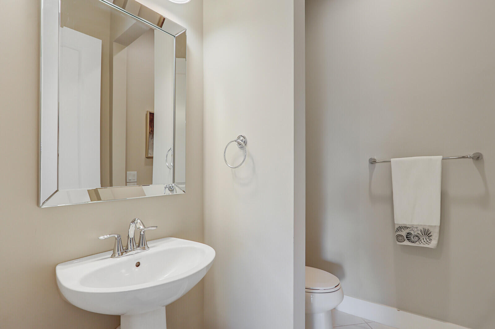 13332 Alton Road Palm Beach Gardens, FL 33418 - Photo 25 of 53 a bathroom with a sink a toilet and shower