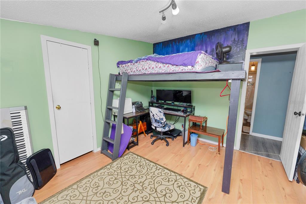 11019 Spivey Road Gibsonton, FL 33534 - Photo 26 of 35 Gallery Image 26