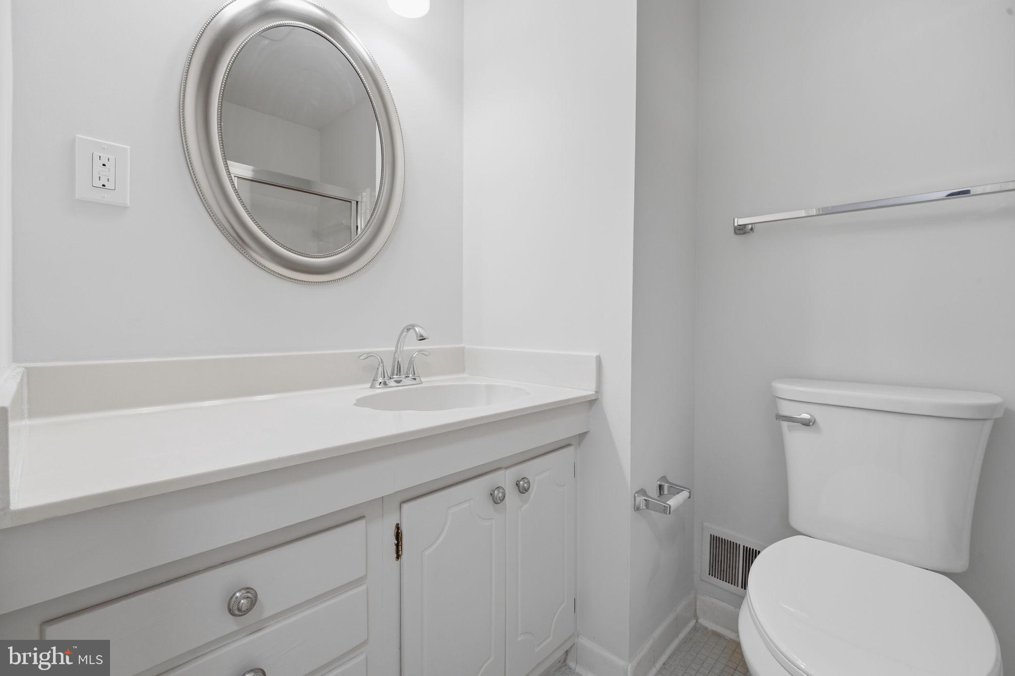 6922 Sydenstricker Road Springfield, VA 22153 - Photo 25 of 64
