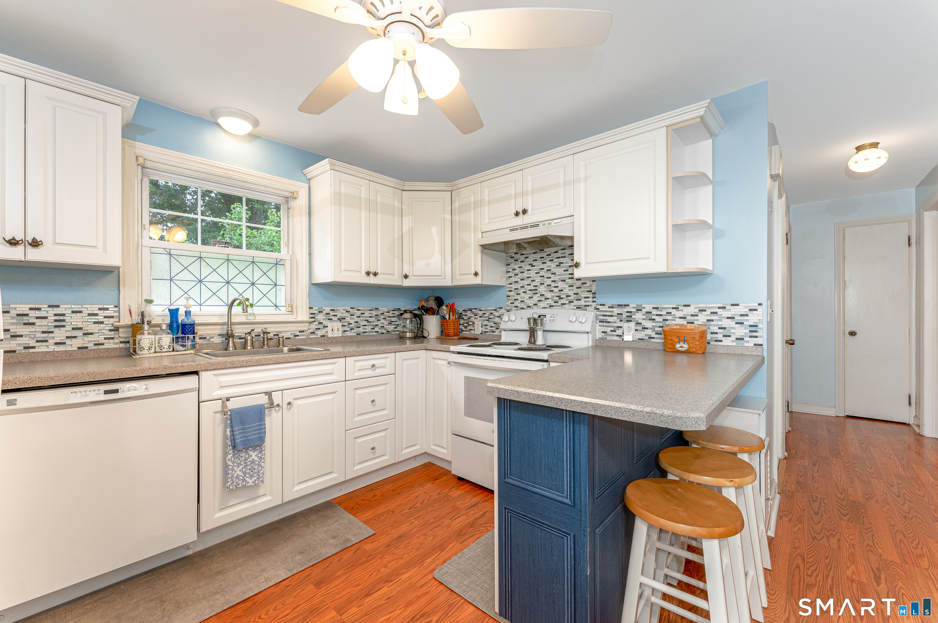 237 Alexander Avenue Waterbury, CT 06705 - Photo 13 of 31