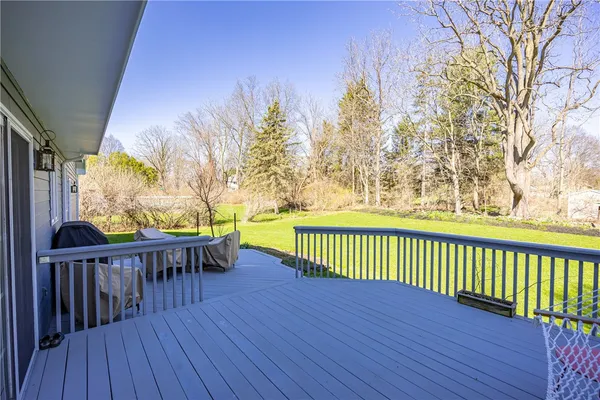 $439,900 | 3 Stonefield Place, Mendon, NY 14472