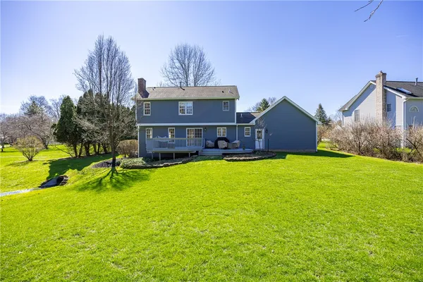 $439,900 | 3 Stonefield Place, Mendon, NY 14472