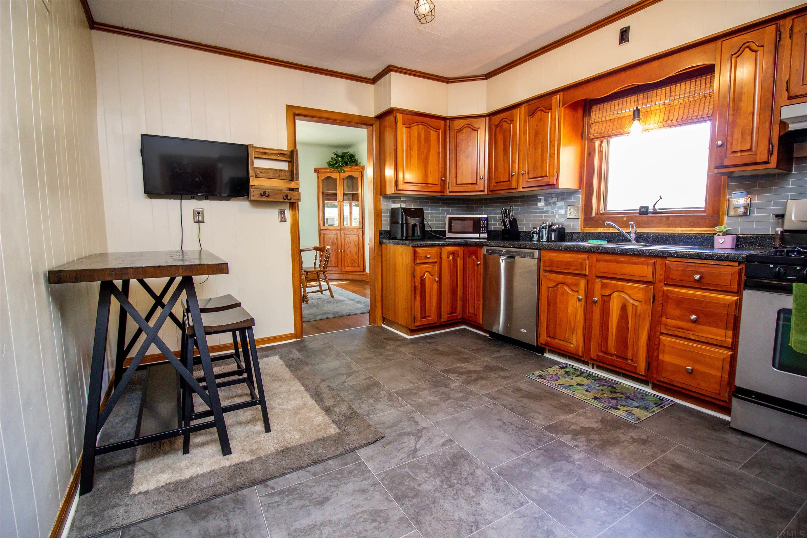 2225 Springfield Avenue Fort Wayne, IN 46805 - Photo 15 of 29