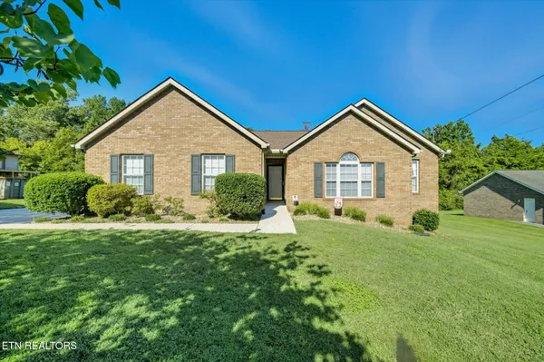 $374,900 | 8416 Graceland Road, Corryton, TN 37721