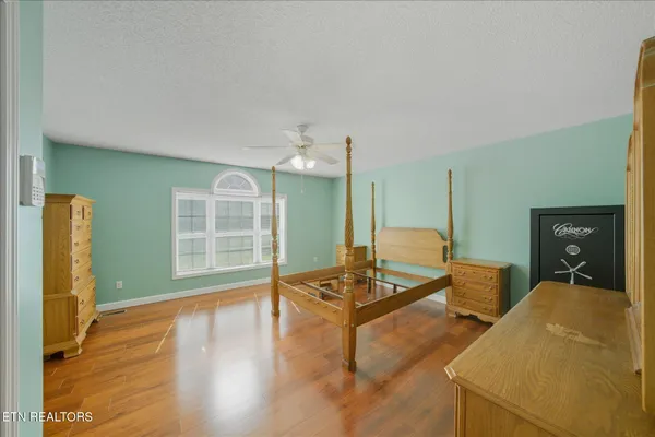 $374,900 | 8416 Graceland Road, Corryton, TN 37721