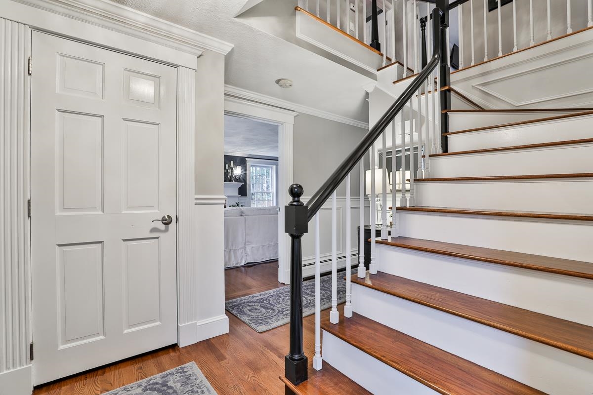 16 Hilltop Road Plaistow, NH 03865 - Photo 4 of 40 Gallery Image 4