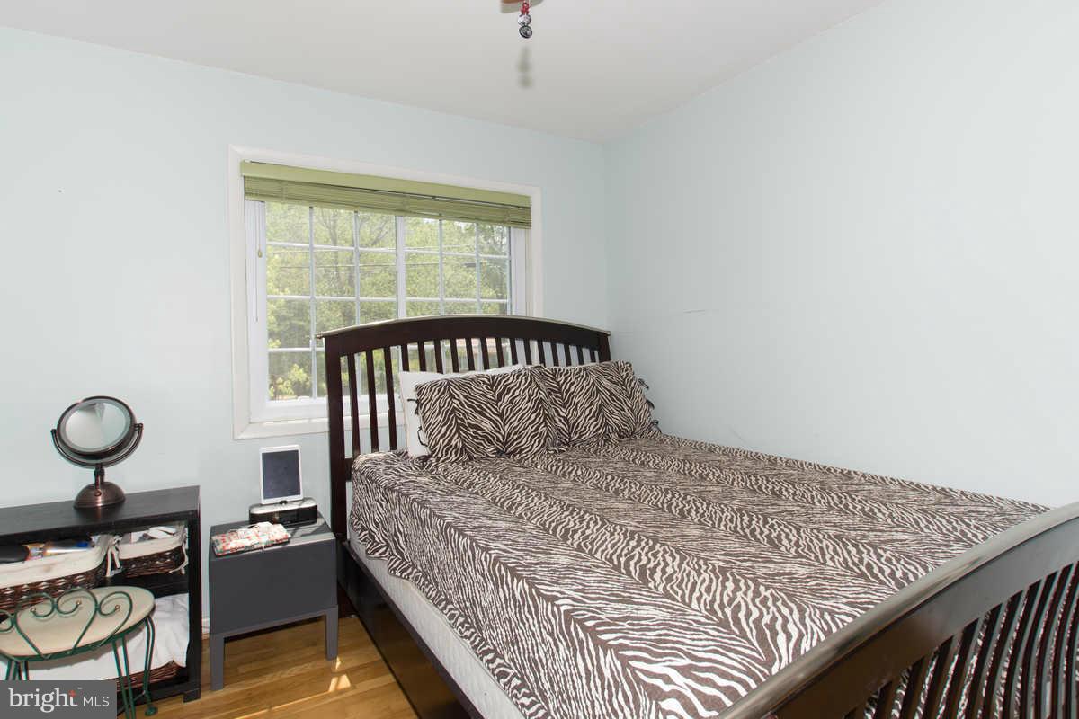 8814 Gateshead Road Alexandria, VA 22309 - Photo 17 of 30 Bedroom