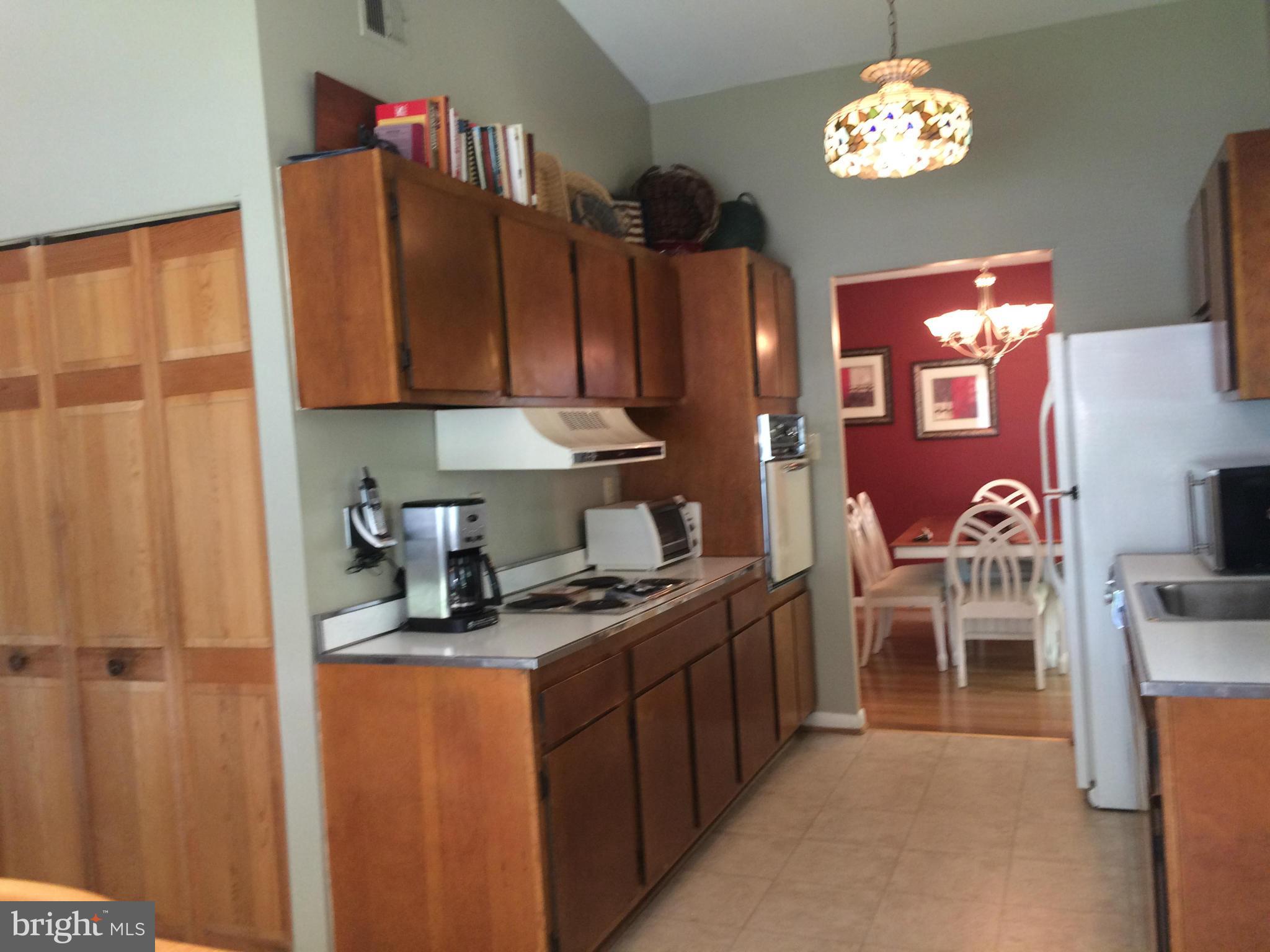 8814 Gateshead Road Alexandria, VA 22309 - Photo 26 of 30 Kitchen