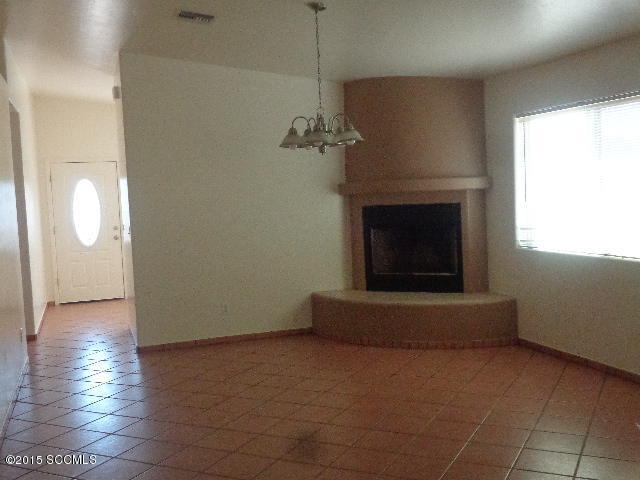 1390 Carolina Court Rio Rico, AZ 85648 - Photo 5 of 12 Gallery Image 5