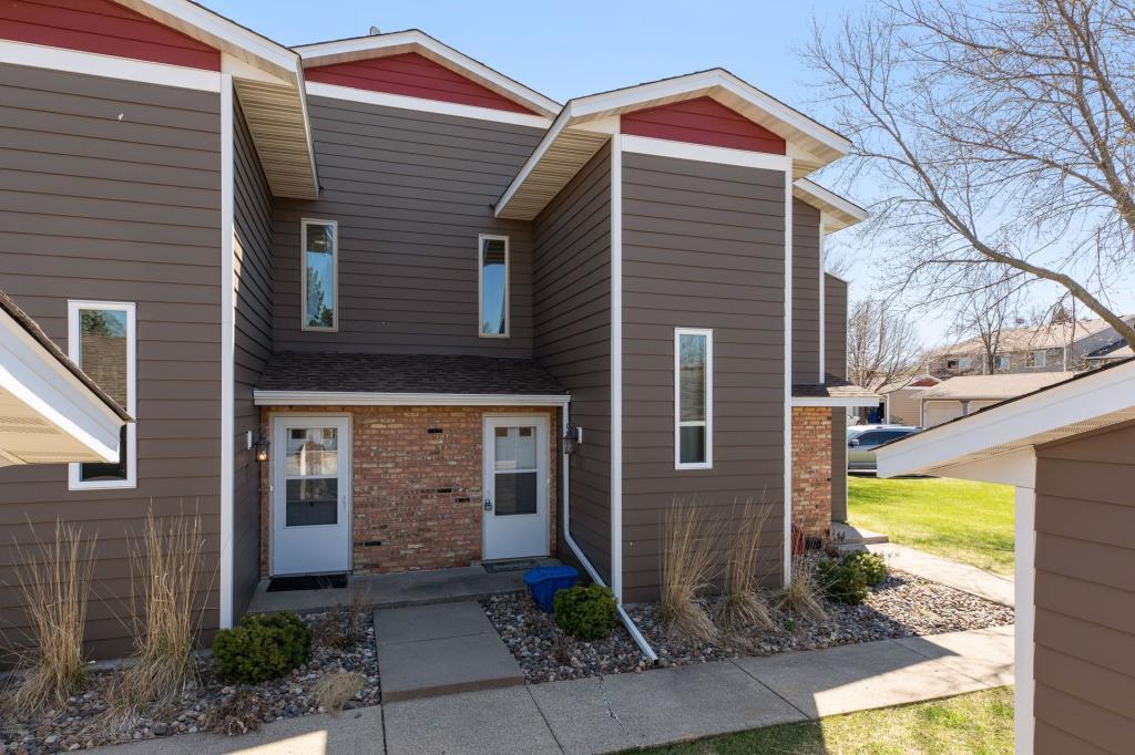 4478 Cinnamon Ridge Trail, Unit B Eagan, MN 55122 - Photo 1 of 1 Gallery Image 1