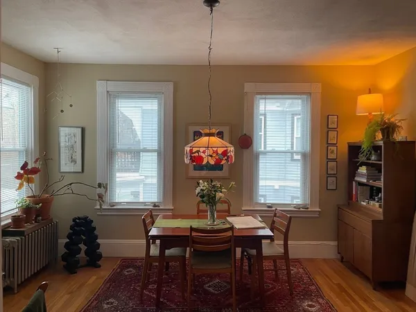 $3,200 | 51 College Avenue, Unit 2, Somerville, MA 02144