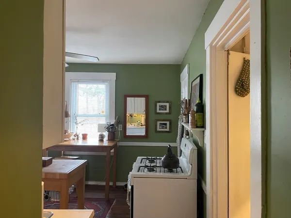 $3,200 | 51 College Avenue, Unit 2, Somerville, MA 02144