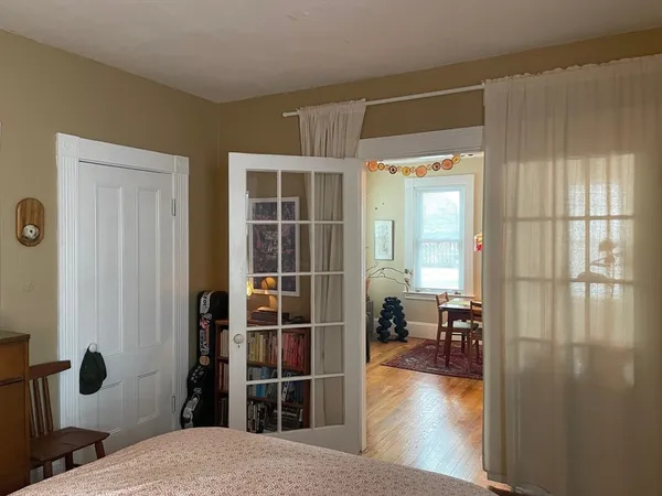 $3,200 | 51 College Avenue, Unit 2, Somerville, MA 02144
