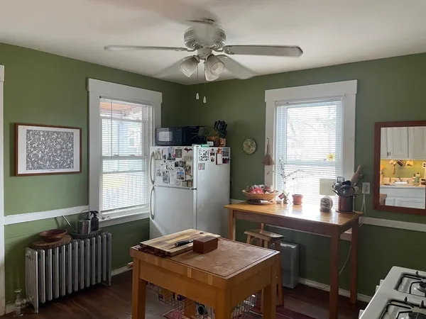 $3,200 | 51 College Avenue, Unit 2, Somerville, MA 02144